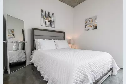 151 SE 1st St #2104, Miami, FL 33131 - Photo 9