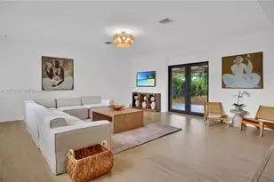125 NE 150th St, Miami, FL 33161 - Photo 3