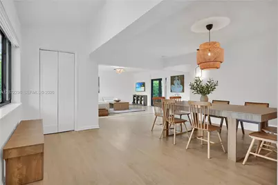 125 NE 150th St, Miami, FL 33161 - Photo 5
