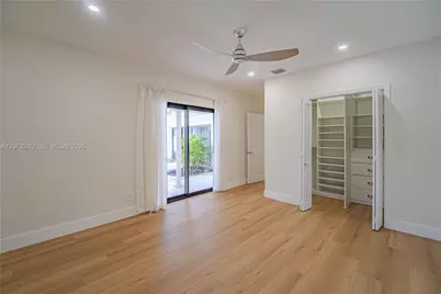 1825 Alamanda Dr, North Miami, FL 33181 - Photo 13