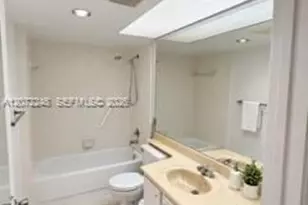 901 SW 128th Ave, Pembroke Pines, FL 33027 - Photo 19