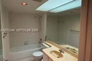 901 SW 128th Ave, Pembroke Pines, FL 33027 - Photo 17