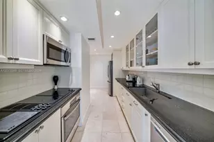 9801 Collins Ave, Bal Harbour, FL 33154 - Photo 31