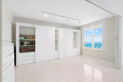 5001 Collins Ave #10G, Miami Beach, FL 33140 - Photo 13