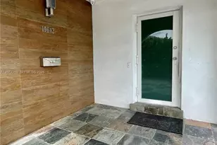 10642 SW 77th Ave, Pinecrest, FL 33156 - Photo 1