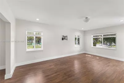 5990 NE 5th Ave, Miami, FL 33137 - Photo 11