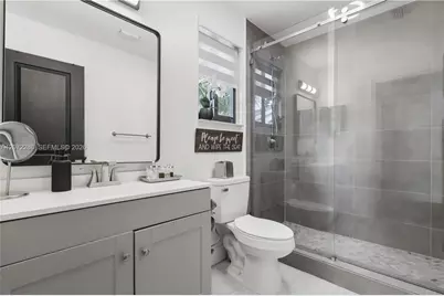 226 SW 180th Ave, Pembroke Pines, FL 33029 - Photo 29