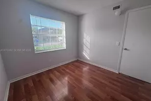 10381 NW 8th St, Pembroke Pines, FL 33026 - Photo 11