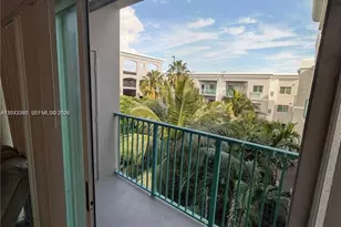 6001 SW 70th St, South Miami, FL 33143 - Photo 7