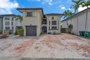 16711 SW 140th Ave, Miami, FL 33177 - Photo 3