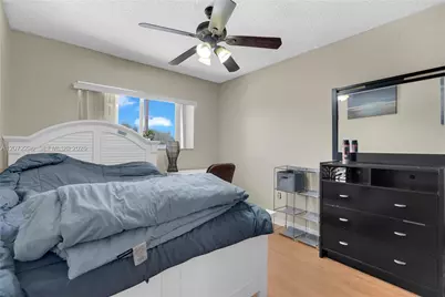 16711 SW 140th Ave, Miami, FL 33177 - Photo 29