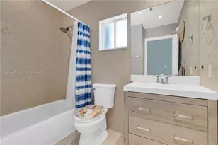 16711 SW 140th Ave, Miami, FL 33177 - Photo 39