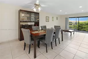 850 SW 138th Ave, Pembroke Pines, FL 33027 - Photo 5