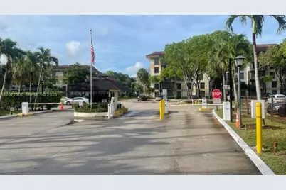 5570 NW 44th St #208A, Lauderhill, FL 33319 - Photo 13