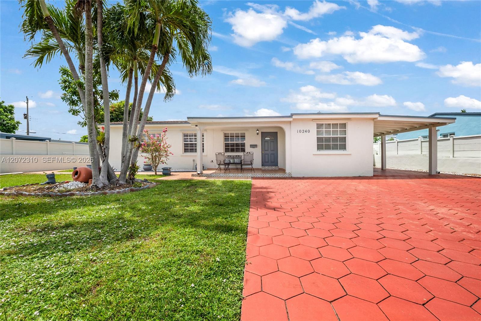 10240 SW 35th St - 10240 SW 35th St, Miami, FL 33165 Luxury Property | Jose Angel Pina