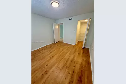 [Address not provided], West Palm Beach, FL 33409 - Photo 17