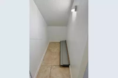 [Address not provided], West Palm Beach, FL 33409 - Photo 25