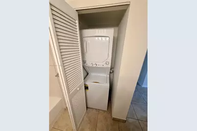 [Address not provided], West Palm Beach, FL 33409 - Photo 23