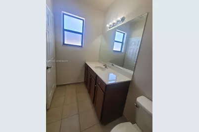 8935 W 35th Ln #8935, Hialeah, FL 33018 - Photo 17