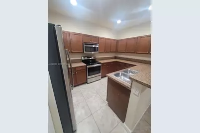 8935 W 35th Ln #8935, Hialeah, FL 33018 - Photo 27