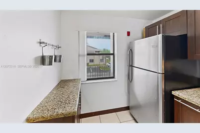 7670 SW 152nd Ave #206, Miami, FL 33193 - Photo 9