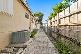 9300 NW 32nd Ct, Miami, FL 33147 - Photo 21