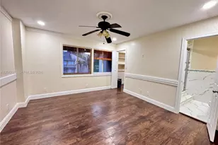 32 Wimbledon Lake Dr, Plantation, FL 33324 - Photo 23