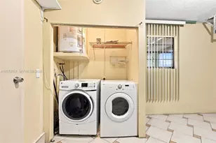 6511 Racquet Club Dr, Lauderhill, FL 33319 - Photo 19