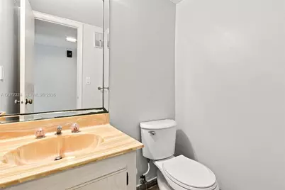 6511 Racquet Club Dr #46, Lauderhill, FL 33319 - Photo 7