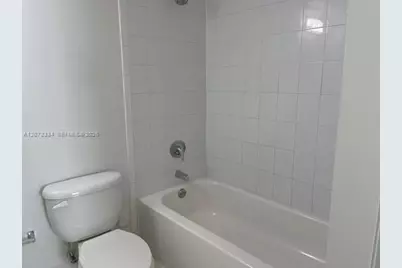 420 SW 12th Ave #1004, Miami, FL 33130 - Photo 7
