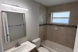 1015 W Las Olas Blvd, Fort Lauderdale, FL 33312 - Photo 13