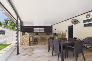 9601 SW 183rd St, Palmetto Bay, FL 33157 - Photo 5