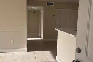 15630 SW 80th St, Miami, FL 33193 - Photo 5