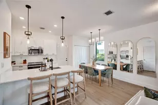 8166 NW 42nd St, Doral, FL 33166 - Photo 5