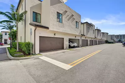 8166 NW 42nd St, Doral, FL 33166 - Photo 81