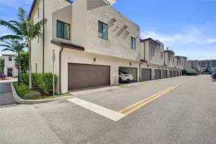 8166 NW 42nd St, Doral, FL 33166 - Photo 81