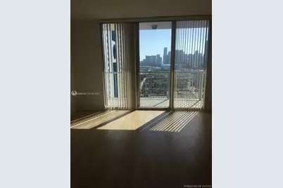1750 N Bayshore Dr #2908, Miami, FL 33132 - Photo 15