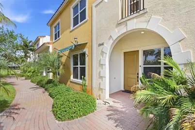 12441 NW 18th Ct, Pembroke Pines, FL 33028 - Photo 3