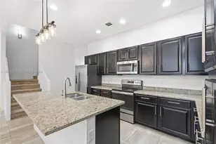12441 NW 18th Ct, Pembroke Pines, FL 33028 - Photo 15