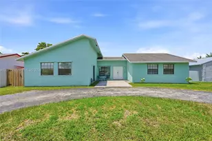 16604 SW 104th Ct, Miami, FL 33157 - Photo 3