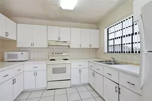 16604 SW 104th Ct, Miami, FL 33157 - Photo 13