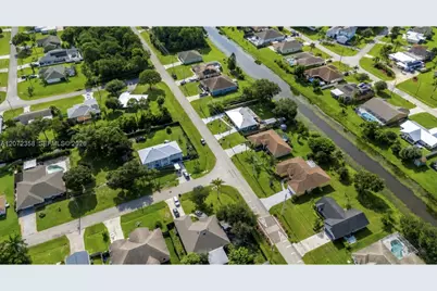 232 SW Carter Ave, Port Saint Lucie, FL 34983 - Photo 3
