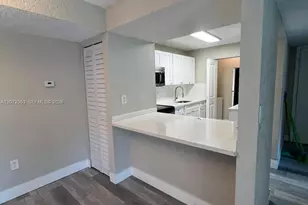 18725 NW 62nd Ave, Hialeah, FL 33015 - Photo 9