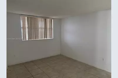 4675 W 18th Ct #904, Hialeah, FL 33012 - Photo 11