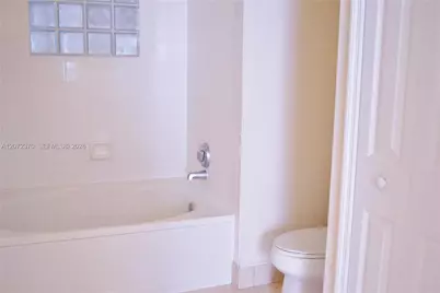 3225 NE 184th St #10103, Aventura, FL 33160 - Photo 17
