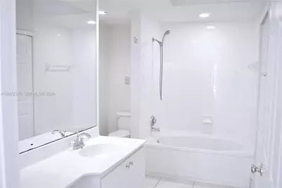 3225 NE 184th St #10103, Aventura, FL 33160 - Photo 19