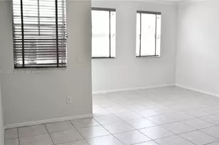 3225 NE 184th St, Aventura, FL 33160 - Photo 11