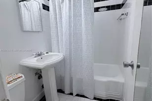 900 Jefferson Ave, Miami Beach, FL 33139 - Photo 9