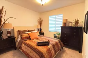 8388 NW 49th St, Doral, FL 33166 - Photo 23
