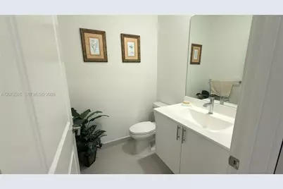 8388 NW 49th St, Doral, FL 33166 - Photo 9